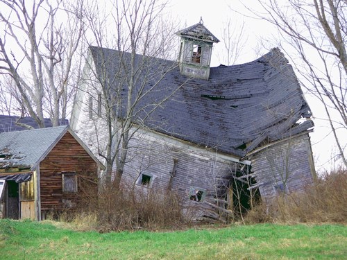 pittsfield - northwood - chichester NH barn 2