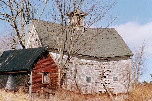 pittsfield - northwood - chichester NH barn 1