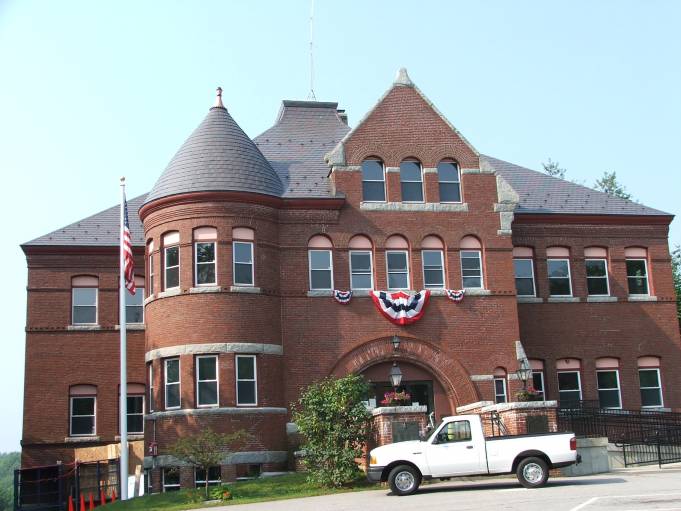 town hall pittsfield nh